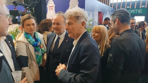 Fabien Roussel salon de lagriculture.jpg